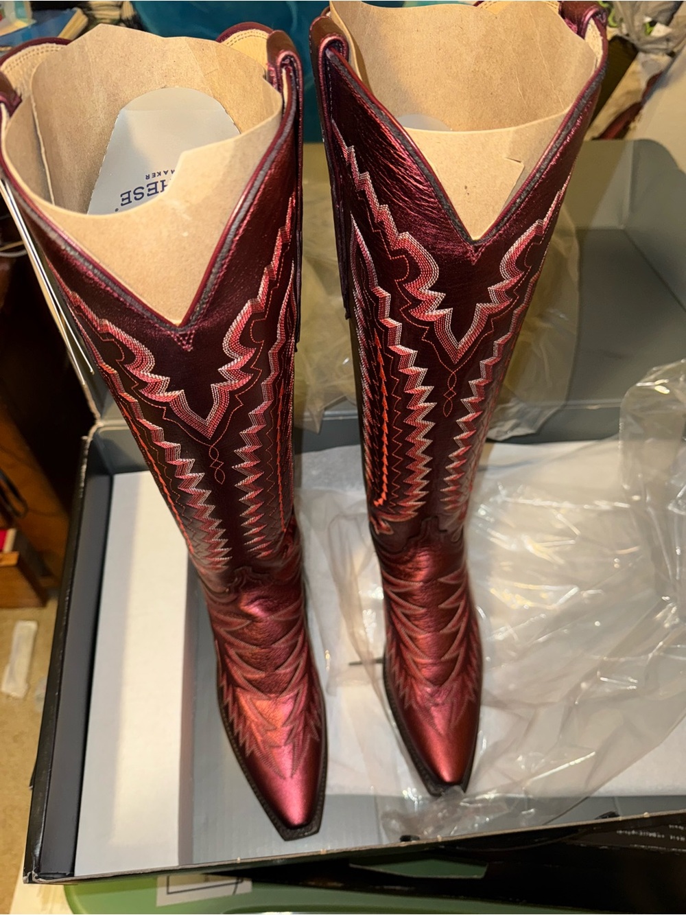 Lucchese Priscilla Black Cherry - Picture 4 of 6
